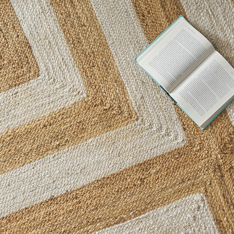 Kw M ラグ ラグマット カーペット 絨毯134×199cm ベージュ ラグ ラグマット 約 130×190cm ベニオワレン風 エジプト製 アイボリー
